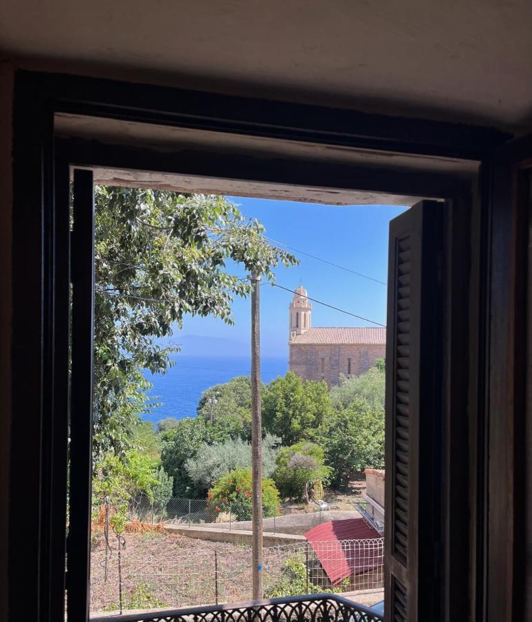 Charmant Duplex Au Coeur De Cargese Vue Mer מראה חיצוני תמונה